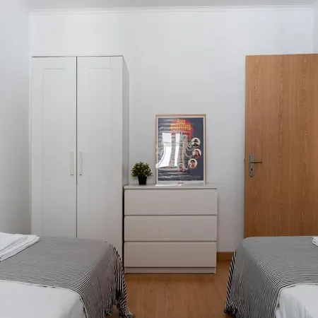 Entrecampos - Two Bedroom Apartment With Terrace Lisboa Exterior foto