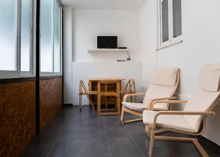 Entrecampos - Two Bedroom Apartment With Terrace